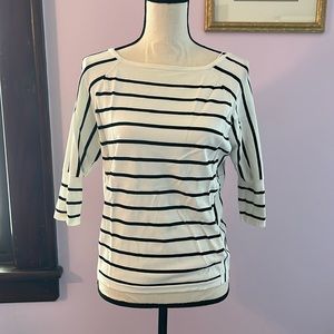 White House Black Market Petite sweater